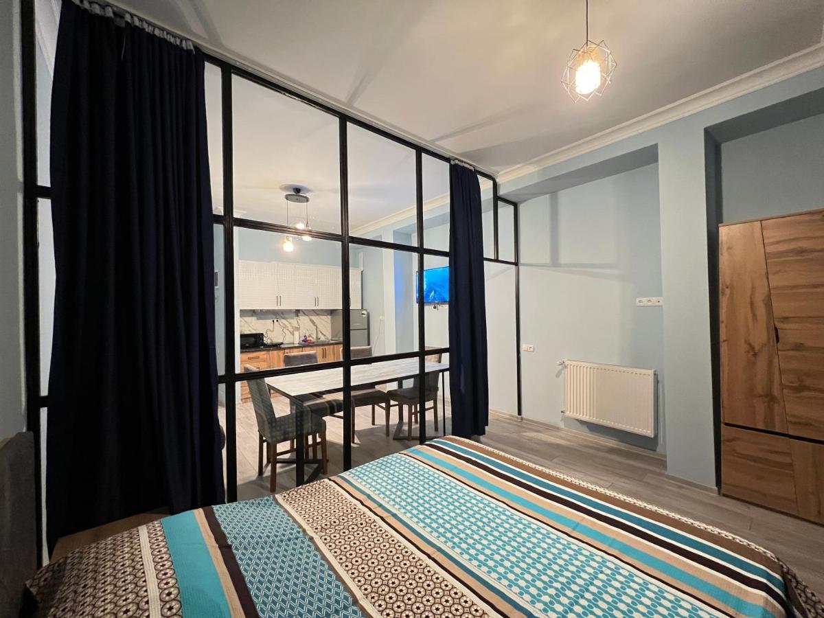 Apartment Merabi Batumi Exterior foto