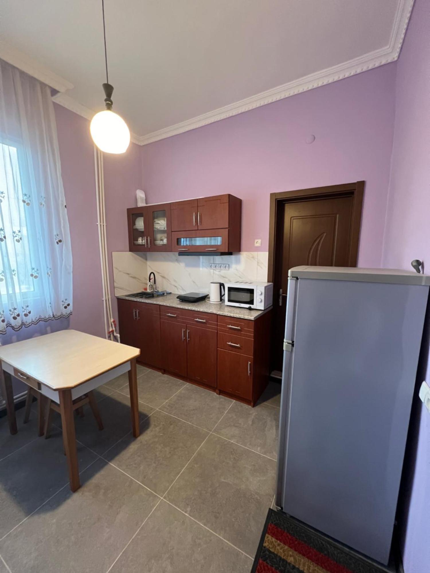 Apartment Merabi Batumi Exterior foto