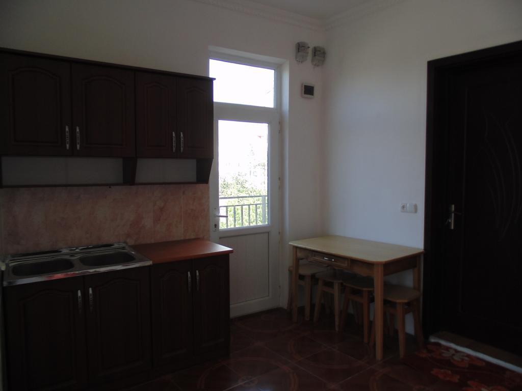 Apartment Merabi Batumi Zimmer foto
